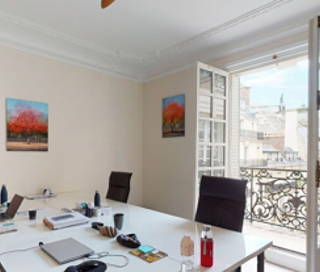 Bureau privé 70 m² 20 postes Location bureau Square de l'Opéra-Louis Jouvet Paris 75009 - photo 2